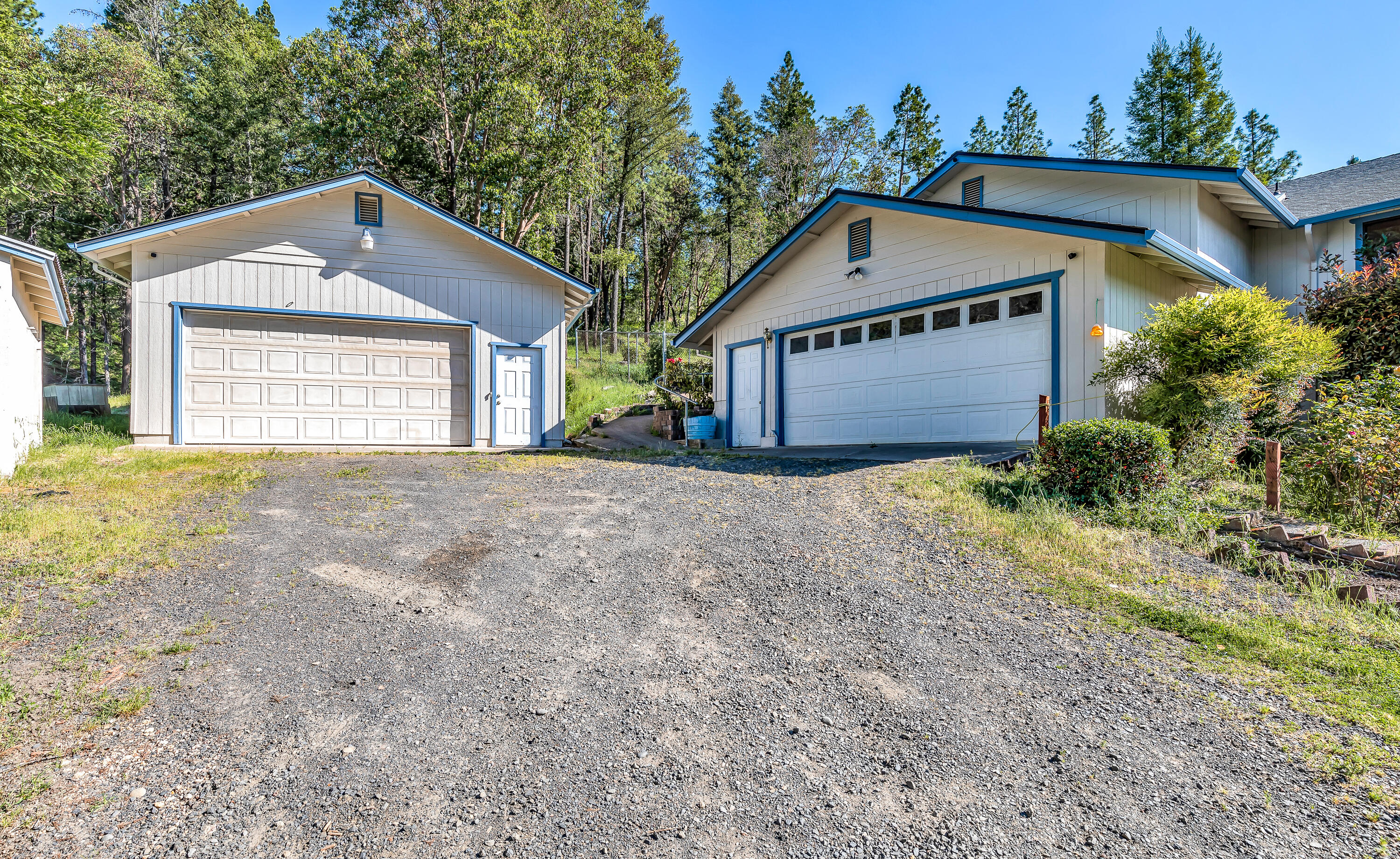 1306 Lewis Road Prospect, OR 97536 - Photo 33 of 66 9R9A9625