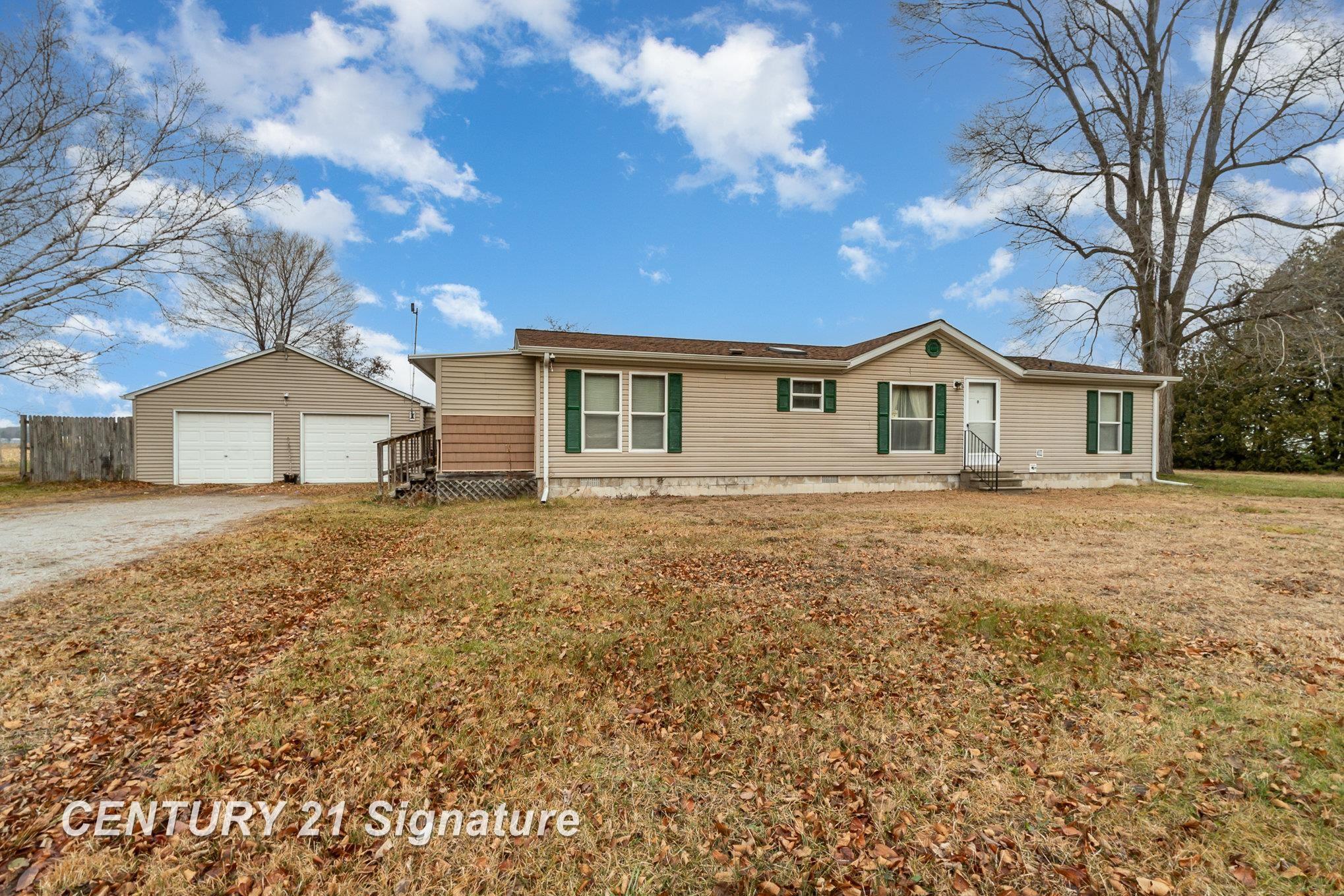 845 East Whitefeather Road Pinconning, MI 48650 - Photo 26 of 27