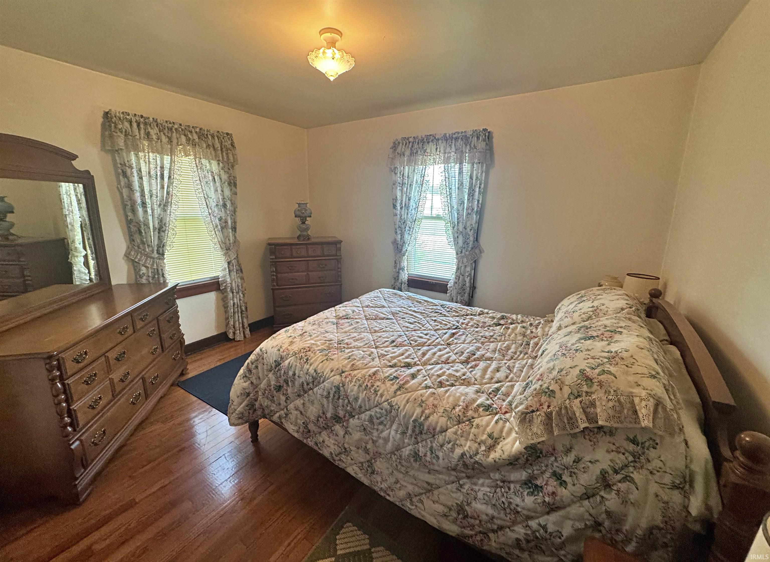 402 Sycamore Street Washington, IN 47501 - Photo 6 of 16