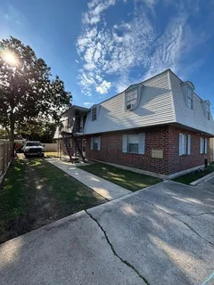 $1,250 | 424 Oak Avenue, Unit C, Harahan, LA 70123