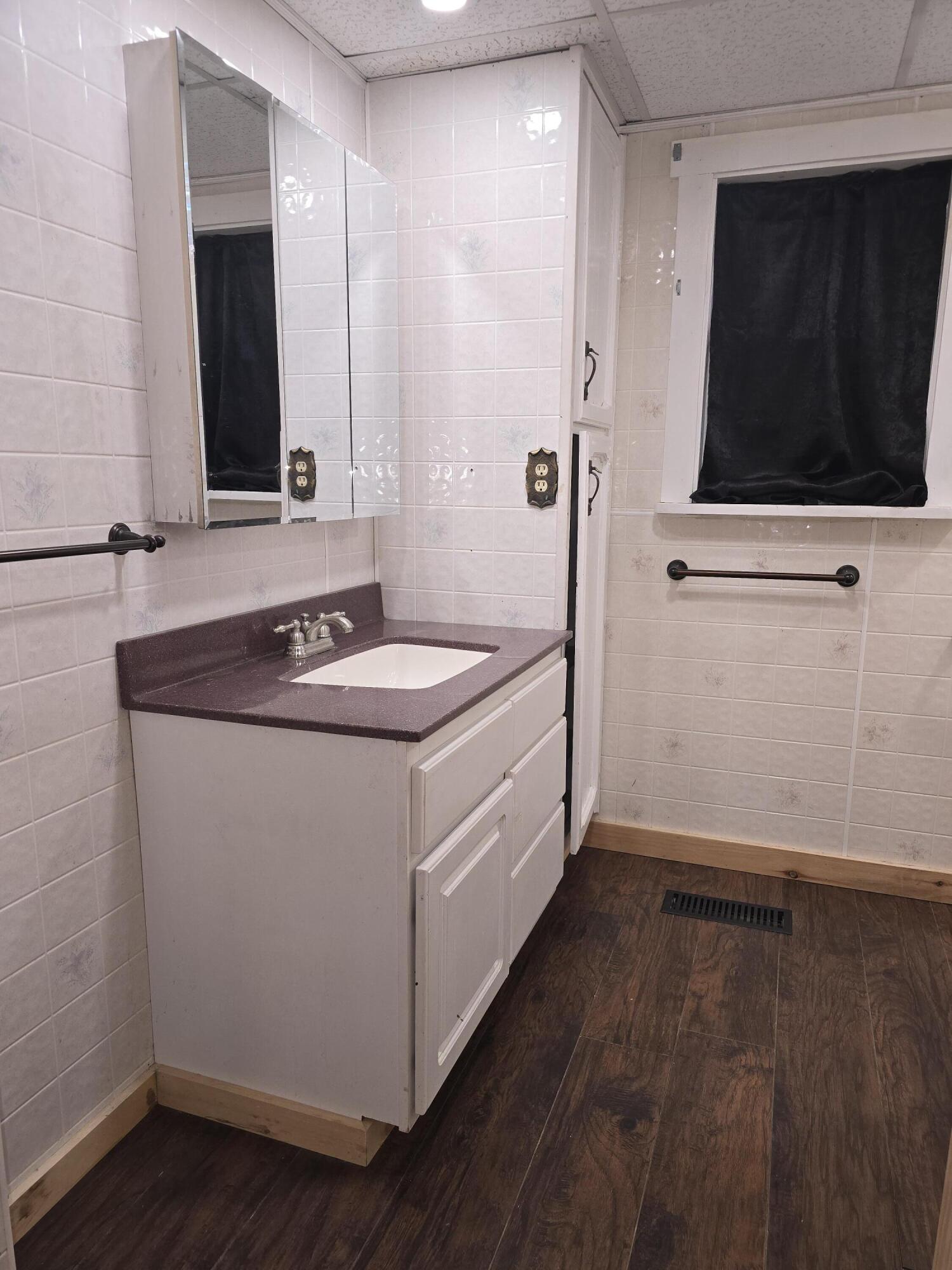 2015 New Vineyard Road New Vineyard, ME 04956 - Photo 22 of 51 12