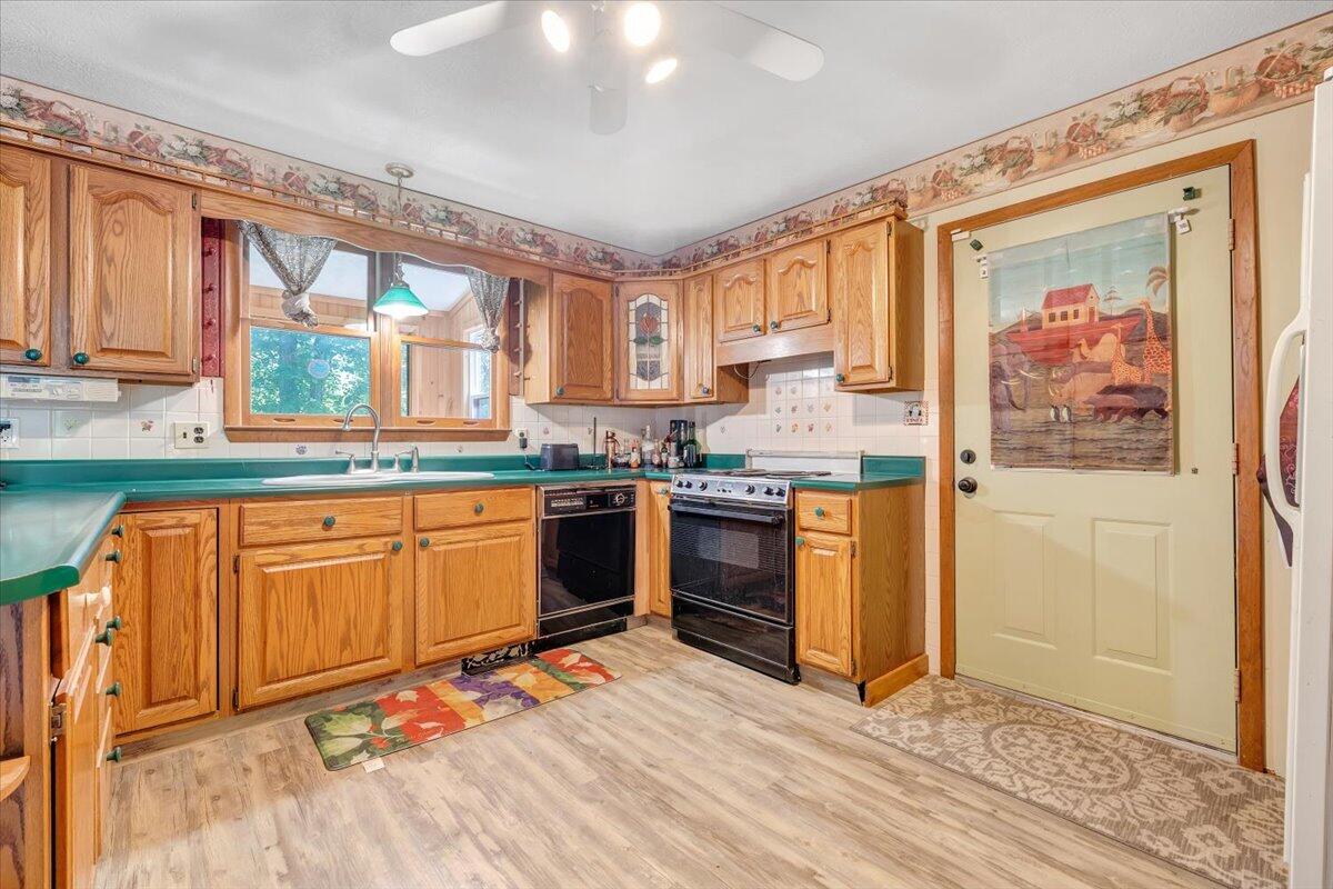 7521 Dunlap Creek Road Covington, VA 24426 - Photo 23 of 44 15-MIB01757