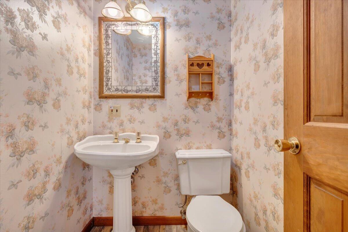 7521 Dunlap Creek Road Covington, VA 24426 - Photo 31 of 44 23-MIB01715