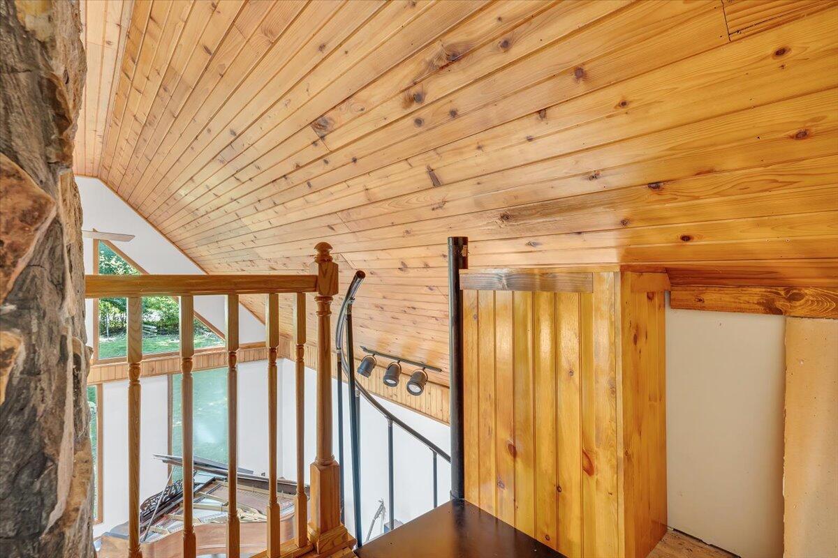 7521 Dunlap Creek Road Covington, VA 24426 - Photo 34 of 44 26-MIB01796