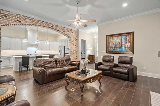 $550,000 | 297 West Longview Court, Madisonville, LA 70447