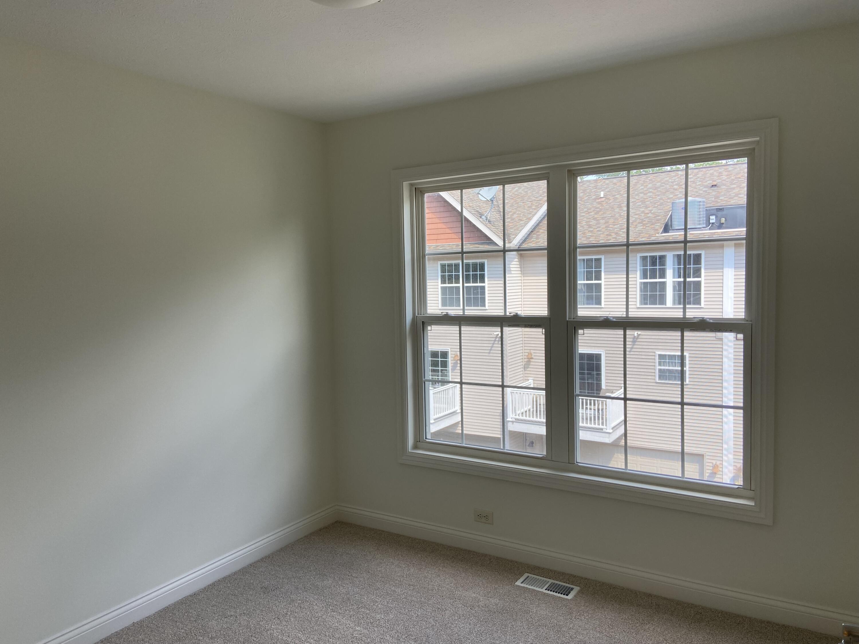 3470 Rivers Edge Dr. St. Joseph, MI 49085 - Photo 16 of 17 IMG_5686