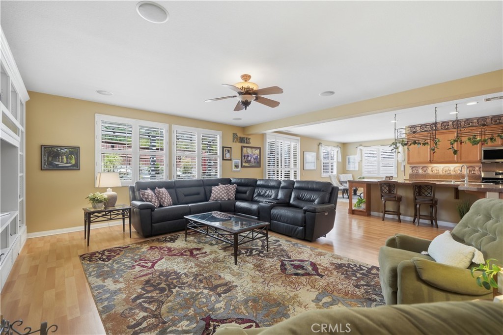 33062 Fox Road Temecula, CA 92592 - Photo 5 of 29