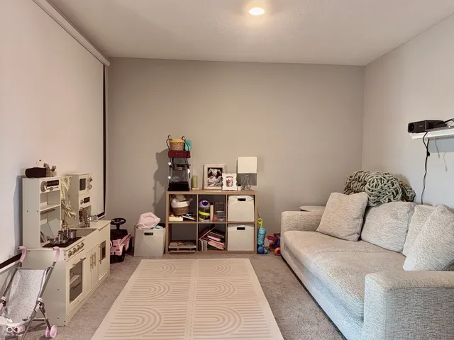 $2,175 | 1987 Mildred Road, Westfield, IN 46074