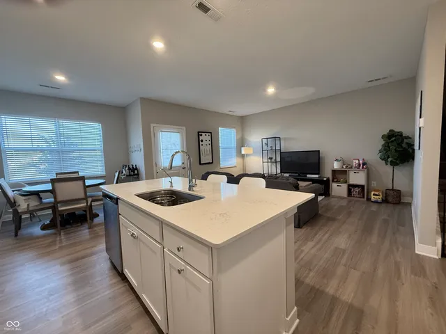 $2,175 | 1987 Mildred Road, Westfield, IN 46074