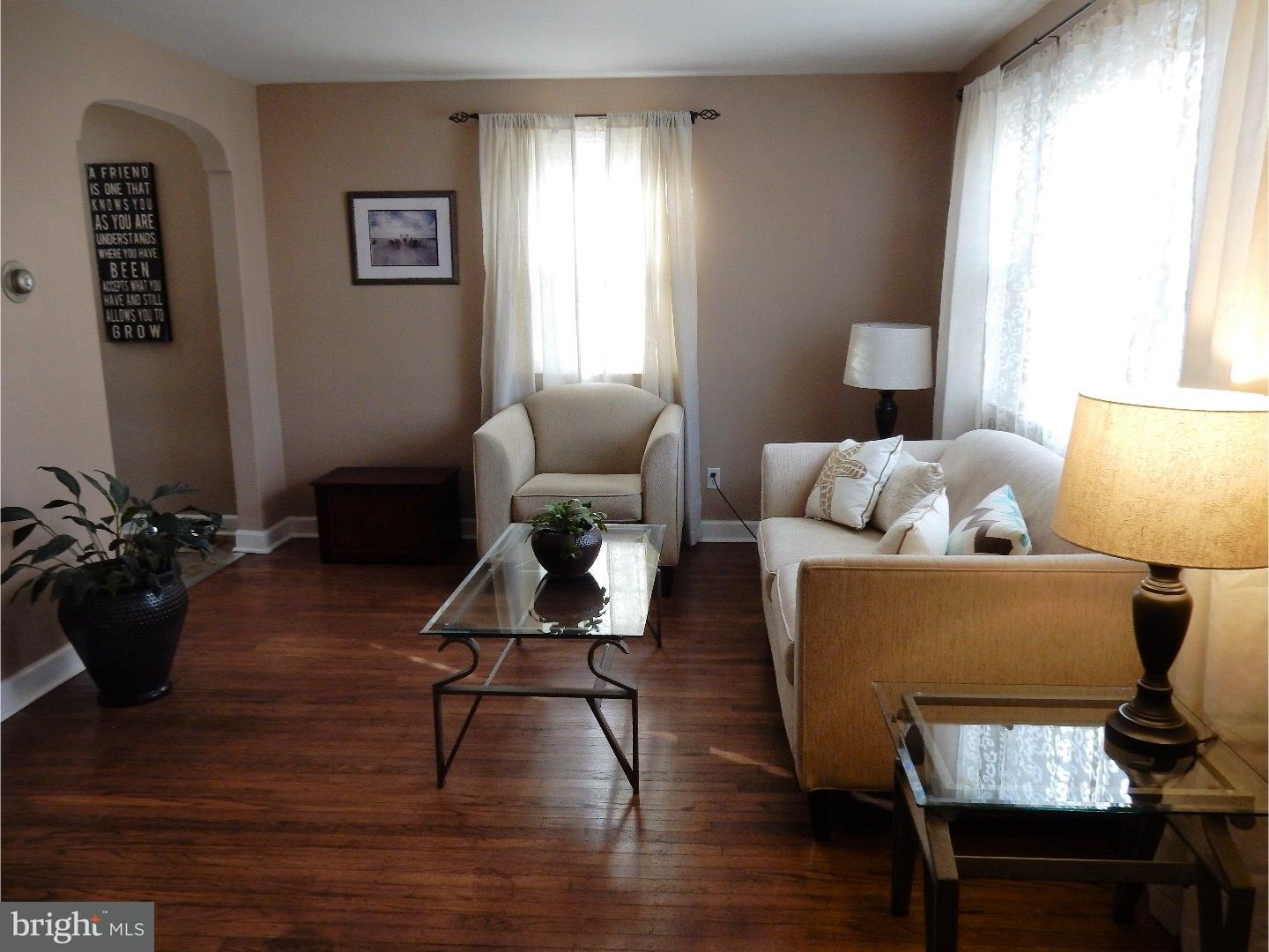 35 Barbara Road Hatboro, PA 19040 - Photo 3 of 21