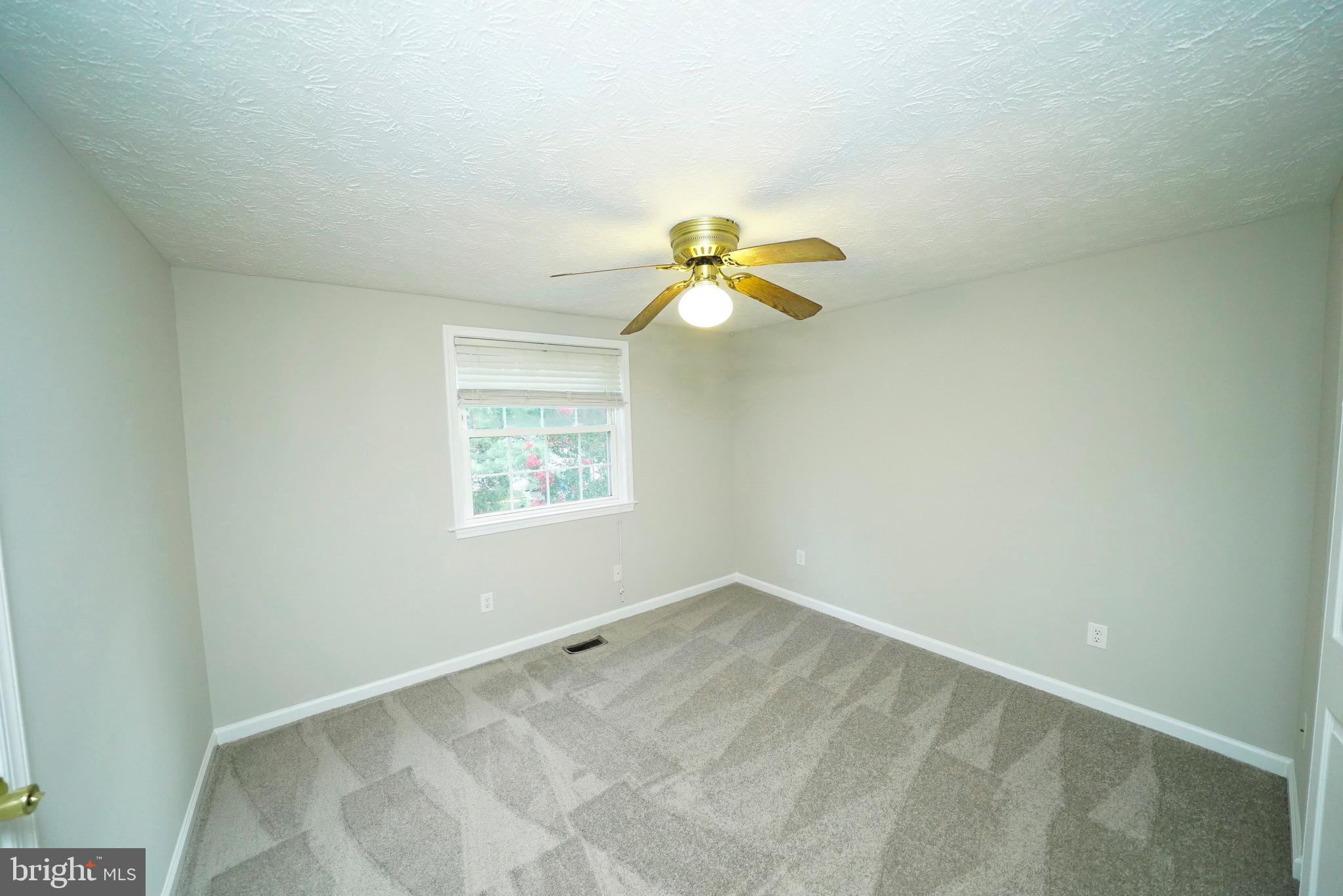 4523 Cub Run Road Chantilly, VA 20151 - Photo 19 of 30 PRIMARY BEDROOM 1