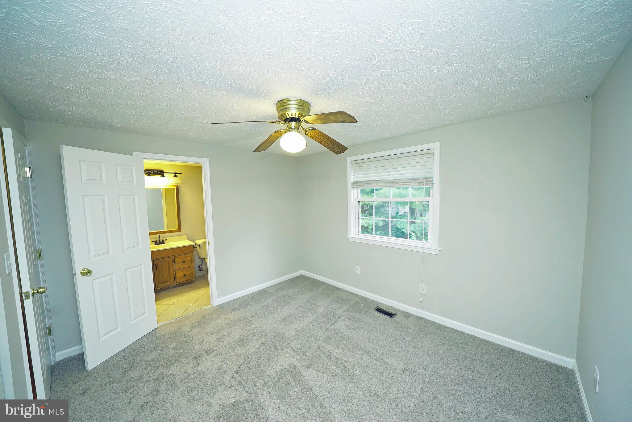 4523 Cub Run Road Chantilly, VA 20151 - Photo 20 of 30 PRIMARY BEDROOM 2