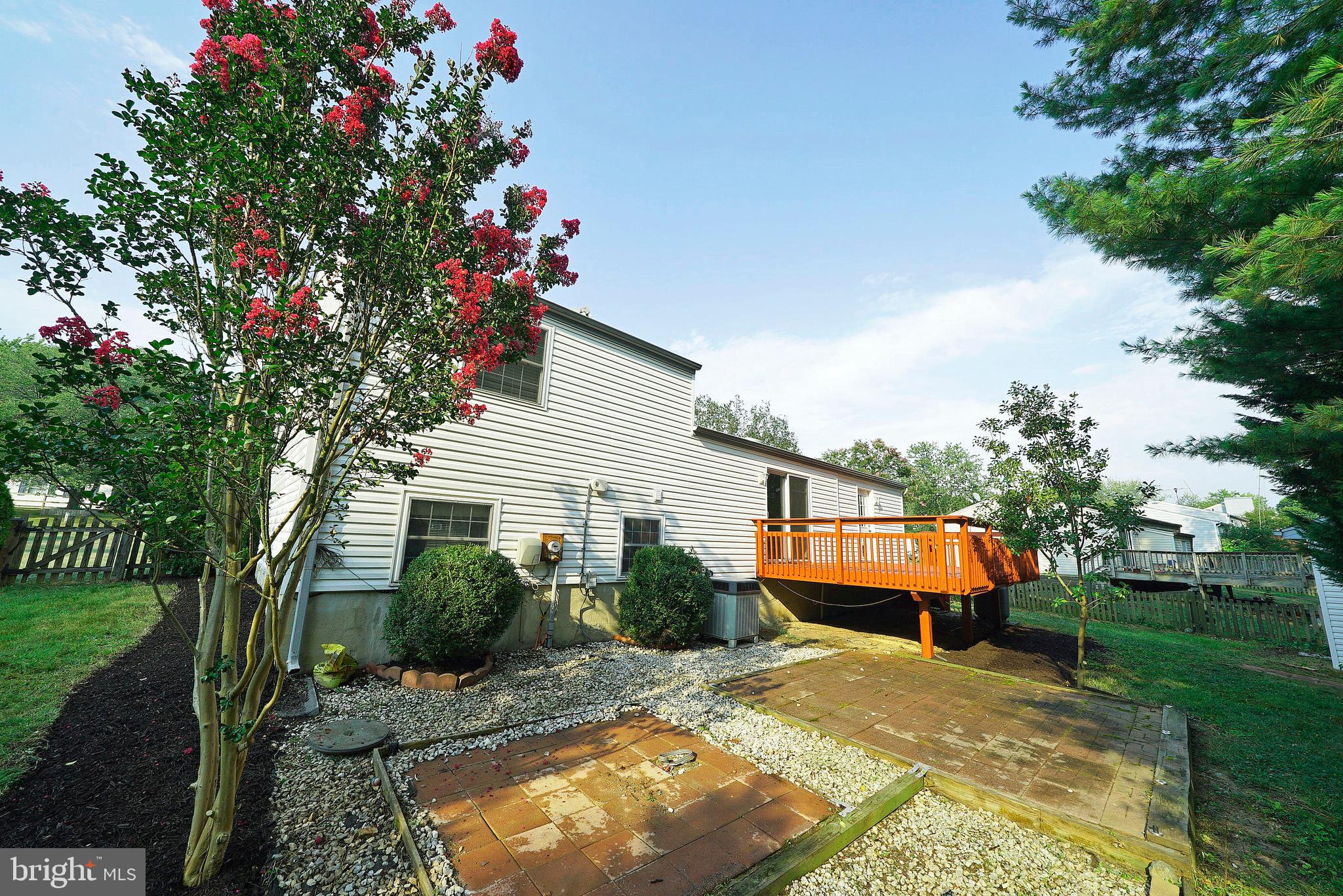4523 Cub Run Road Chantilly, VA 20151 - Photo 3 of 30 YARD 2
