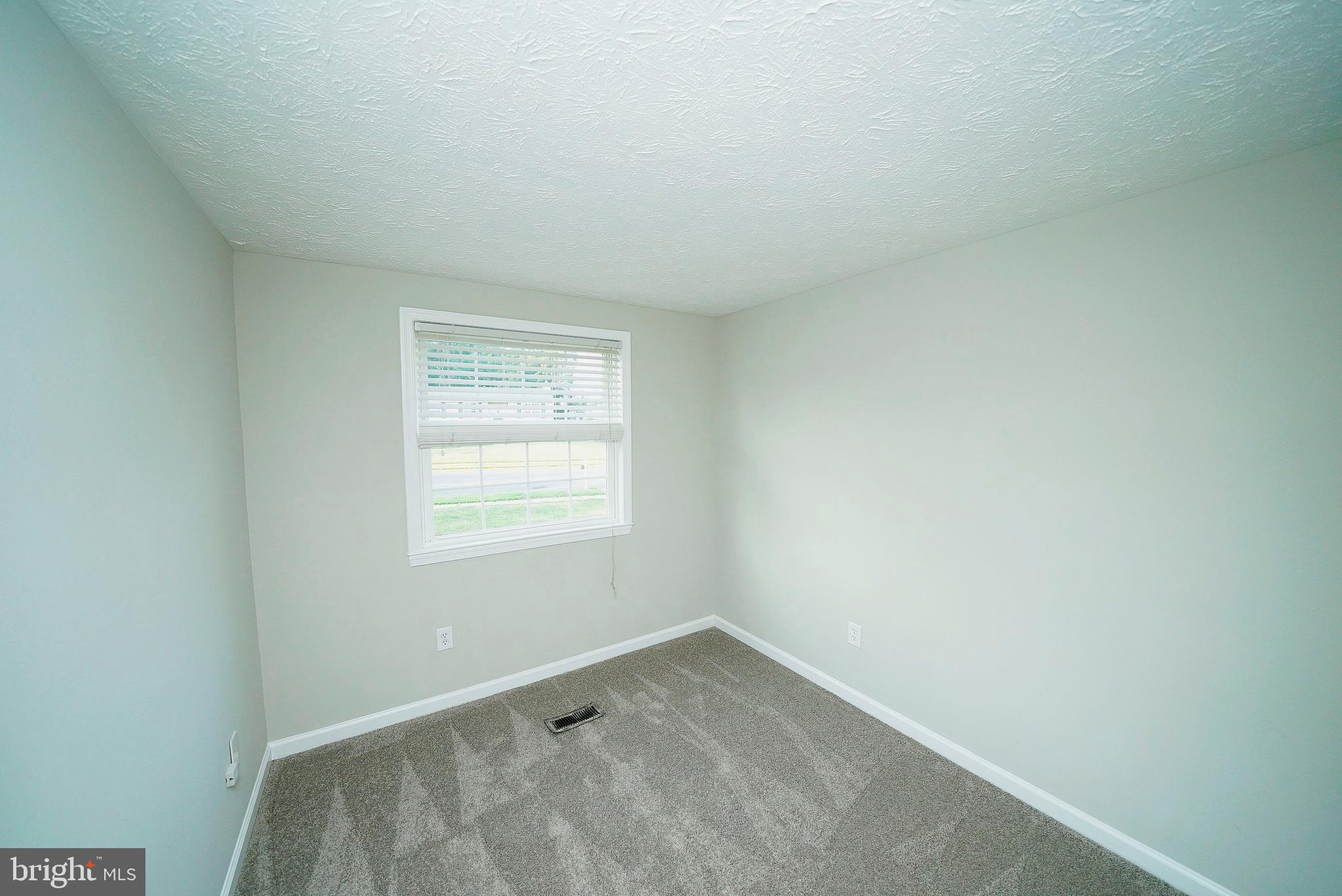 4523 Cub Run Road Chantilly, VA 20151 - Photo 22 of 30 BEDROOM 3