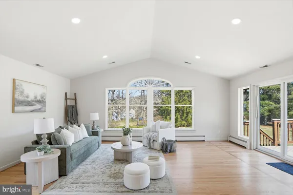 $899,000 | 704 Chapel Ridge Road, Lutherville-Timonium, MD 21093