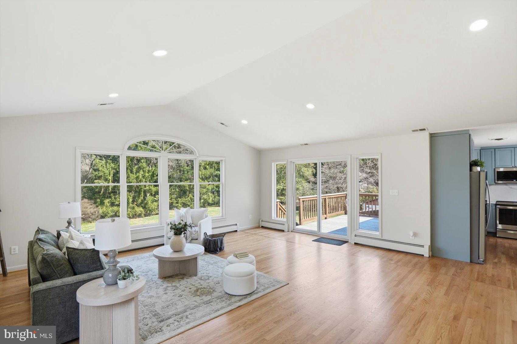 704 Chapel Ridge Road Lutherville-Timonium, MD 21093 - Photo 3 of 54