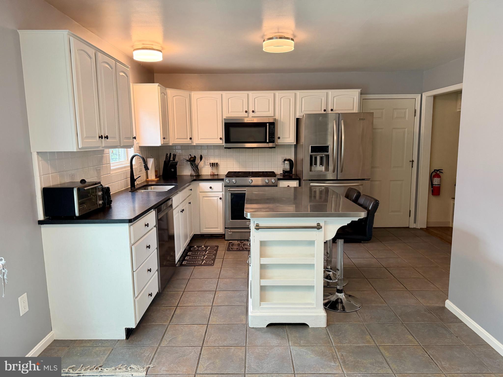2098 Pine Cliff Road State College, PA 16801 - Photo 15 of 42