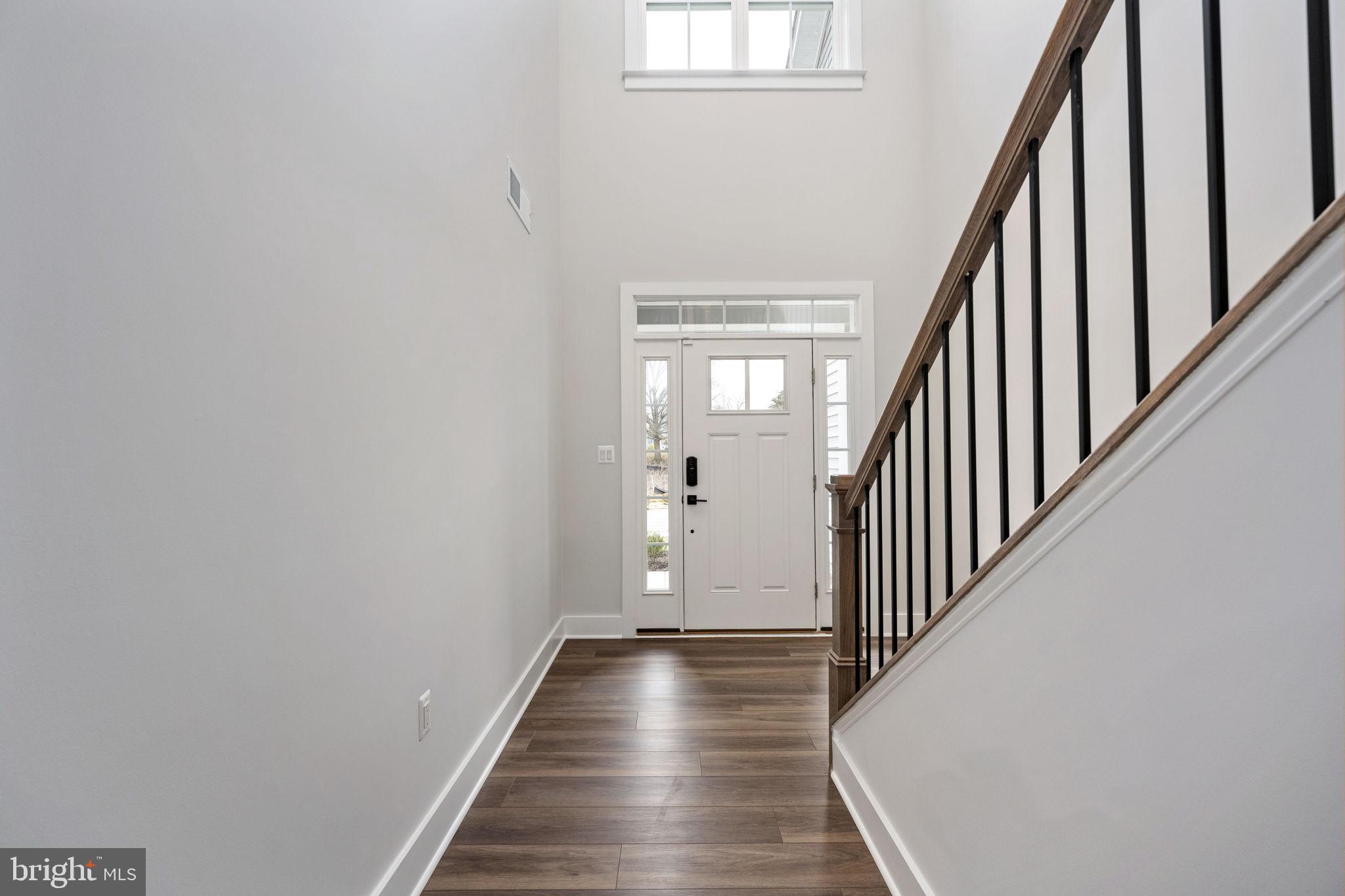 8712 Southrun Road Lorton, VA 22079 - Photo 14 of 61