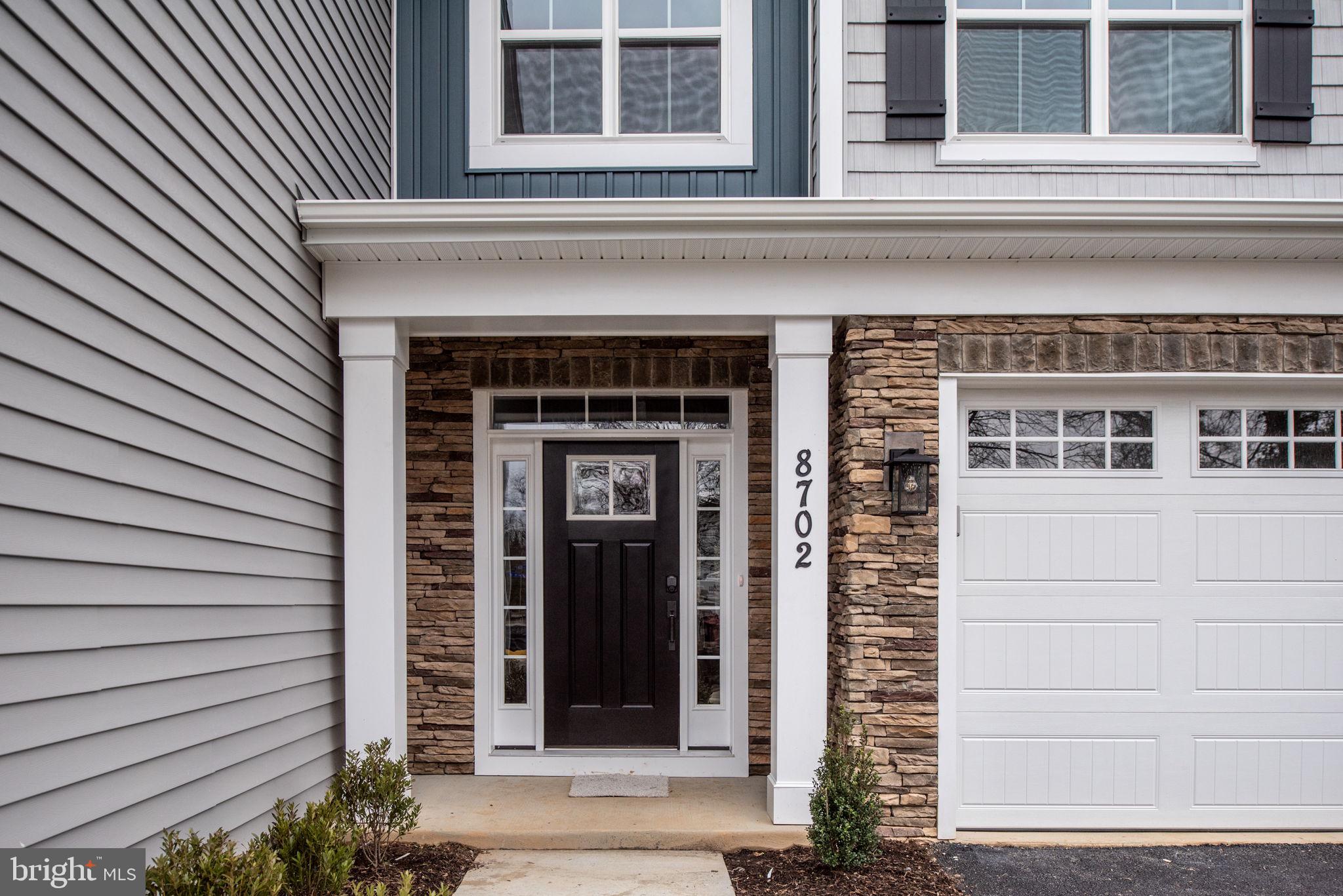 8712 Southrun Road Lorton, VA 22079 - Photo 6 of 61