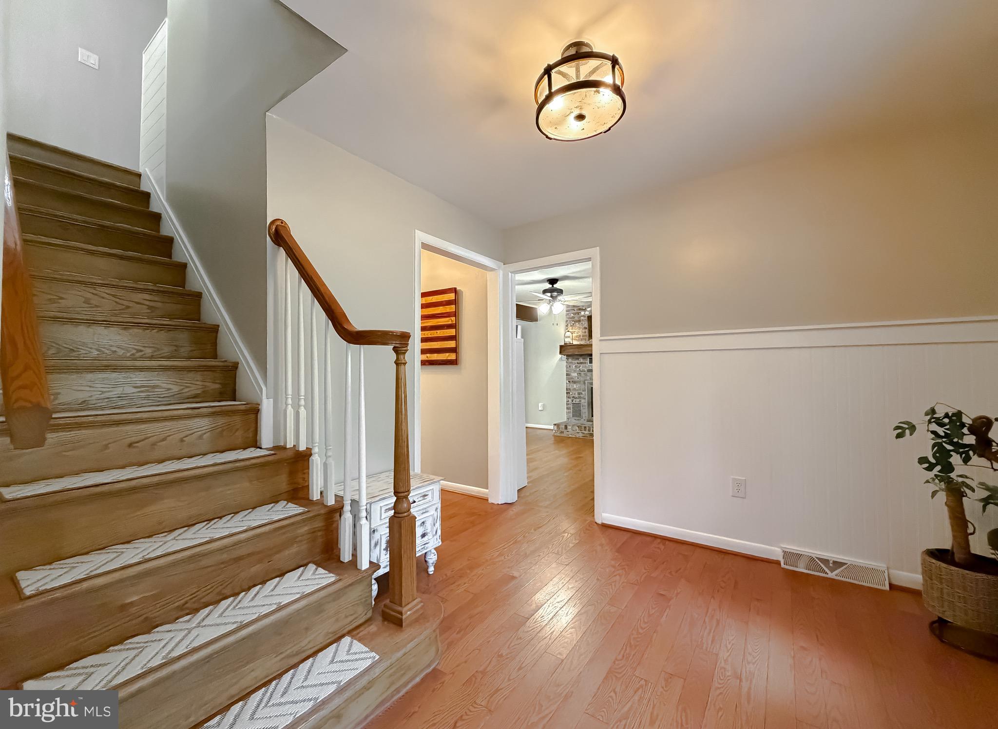 3872 Stoneybrook Road White Plains, MD 20695 - Photo 2 of 66 Foyer entrance