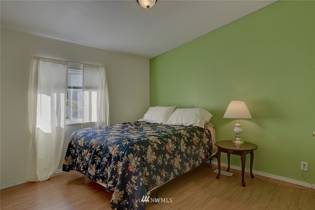 4691 Northeast Minder Road Poulsbo, WA 98370 - Photo 22 of 24 Gallery Image 22