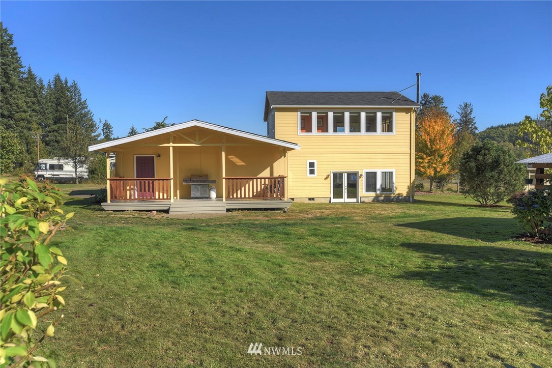 4691 Northeast Minder Road Poulsbo, WA 98370 - Photo 5 of 24 Gallery Image 5
