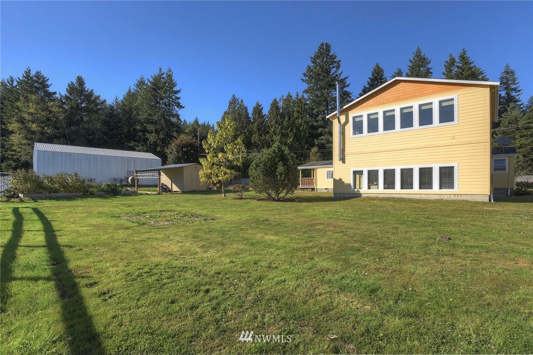 4691 Northeast Minder Road Poulsbo, WA 98370 - Photo 6 of 24 Gallery Image 6