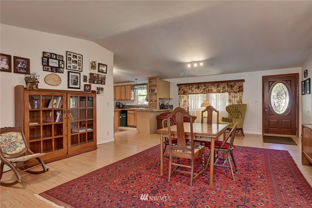 4691 Northeast Minder Road Poulsbo, WA 98370 - Photo 10 of 24 Gallery Image 10