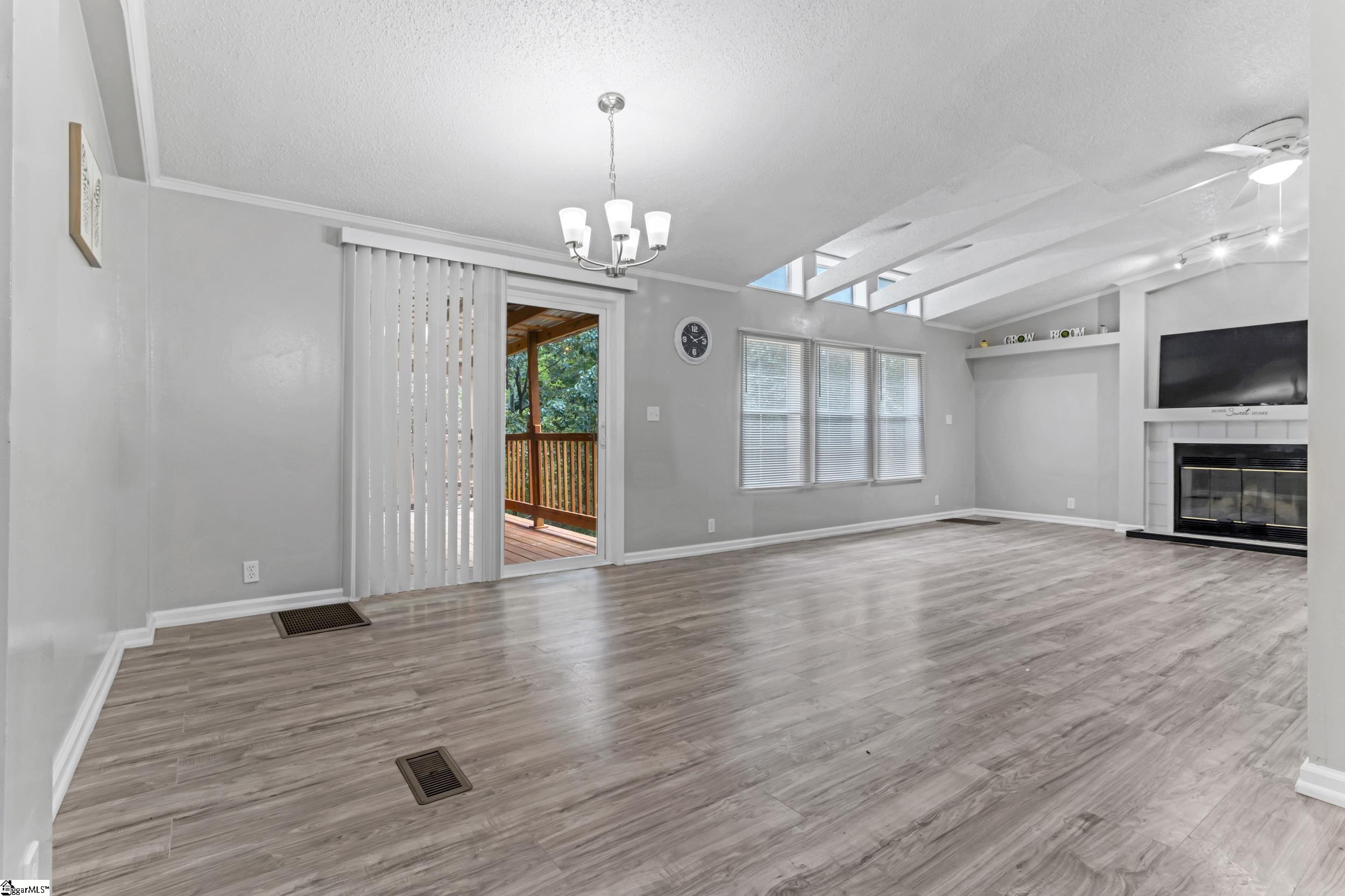 1298 Mordeci Mountain Road Gray Court, SC 29645 - Photo 6 of 35