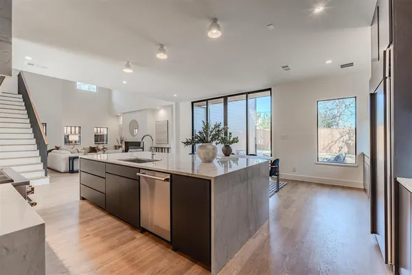 $1,824,000 | 7115 Casa Loma Avenue, Dallas, TX 75214
