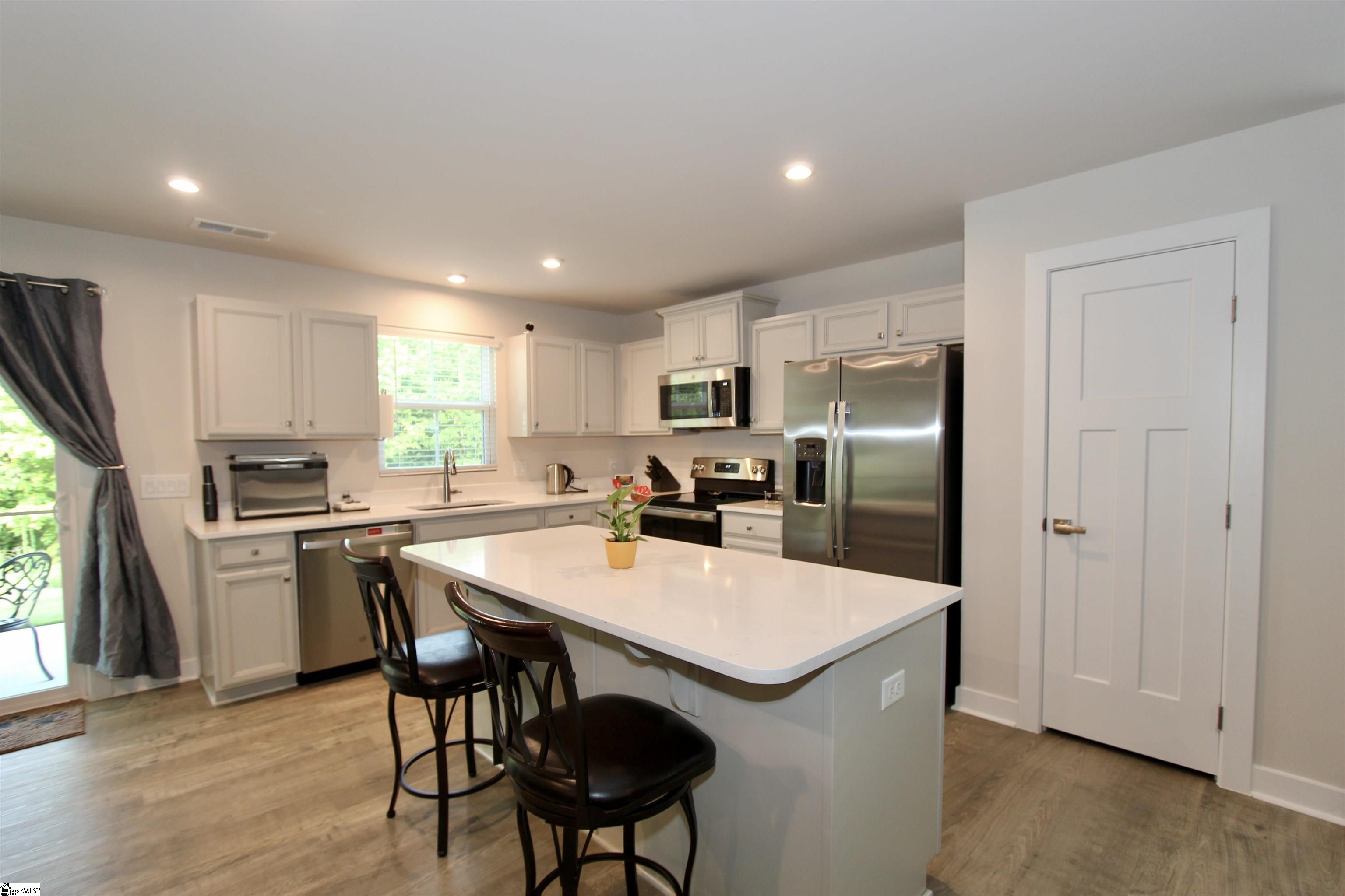 2278 Hemming Way Inman, SC 29349 - Photo 3 of 20 Gallery Image 3