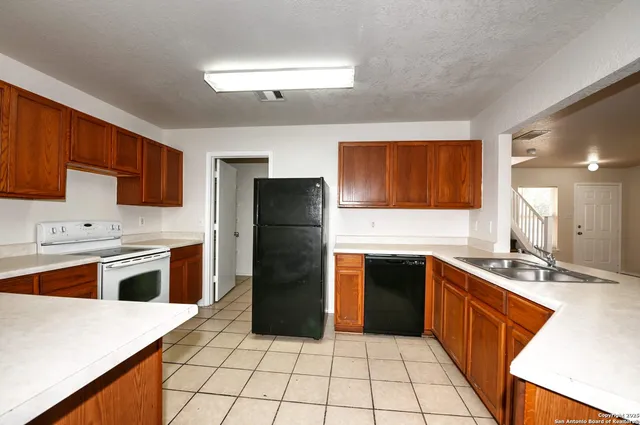 $214,850 | 9042 Twincreek Farm, Converse, TX 78109