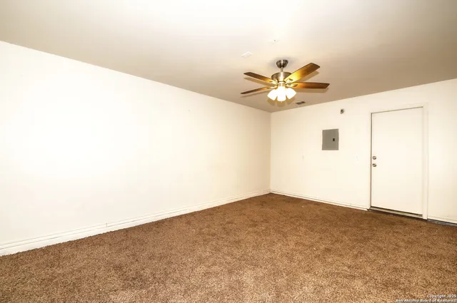 $214,850 | 9042 Twincreek Farm, Converse, TX 78109