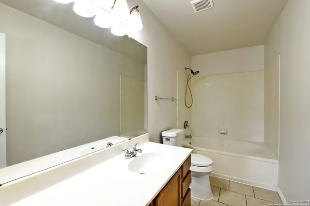 $214,850 | 9042 Twincreek Farm, Converse, TX 78109