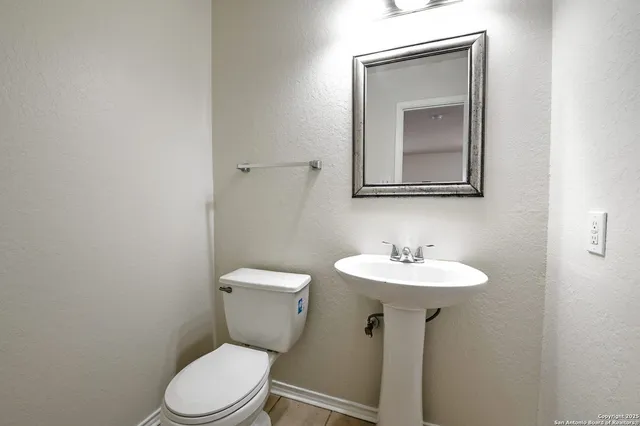 $214,850 | 9042 Twincreek Farm, Converse, TX 78109