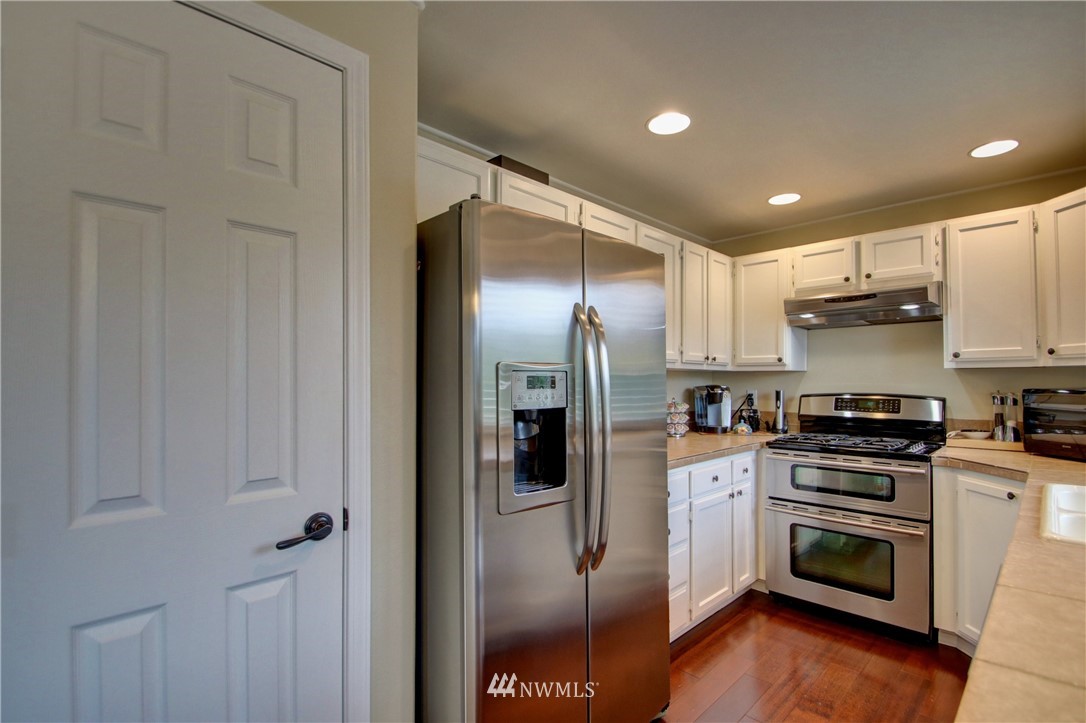 24303 Lee Road Mount Vernon, WA 98274 - Photo 13 of 39 Gallery Image 13