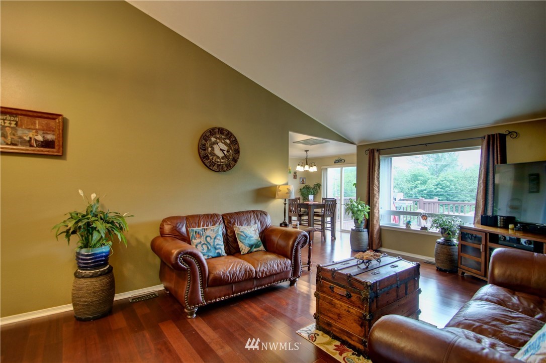 24303 Lee Road Mount Vernon, WA 98274 - Photo 22 of 39 Gallery Image 22