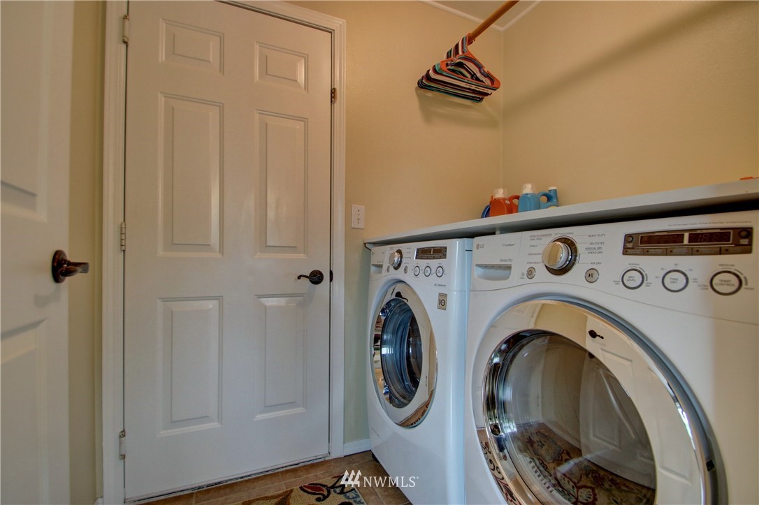 24303 Lee Road Mount Vernon, WA 98274 - Photo 24 of 39 Gallery Image 24