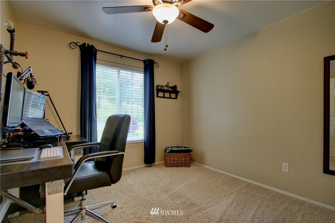 24303 Lee Road Mount Vernon, WA 98274 - Photo 30 of 39 Gallery Image 30