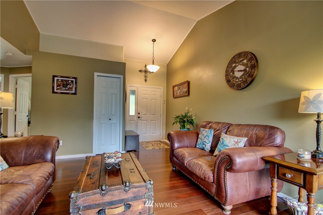 24303 Lee Road Mount Vernon, WA 98274 - Photo 6 of 39 Gallery Image 6