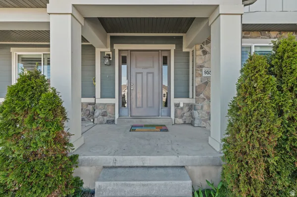 $779,999 | 9552 North Horizon Drive, Unit 113, Eagle Mountain, UT 84005