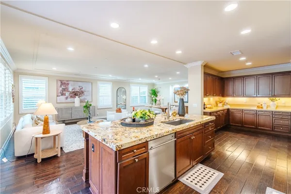 $3,180,000 | 65 Rolling Green, Irvine, CA 92620