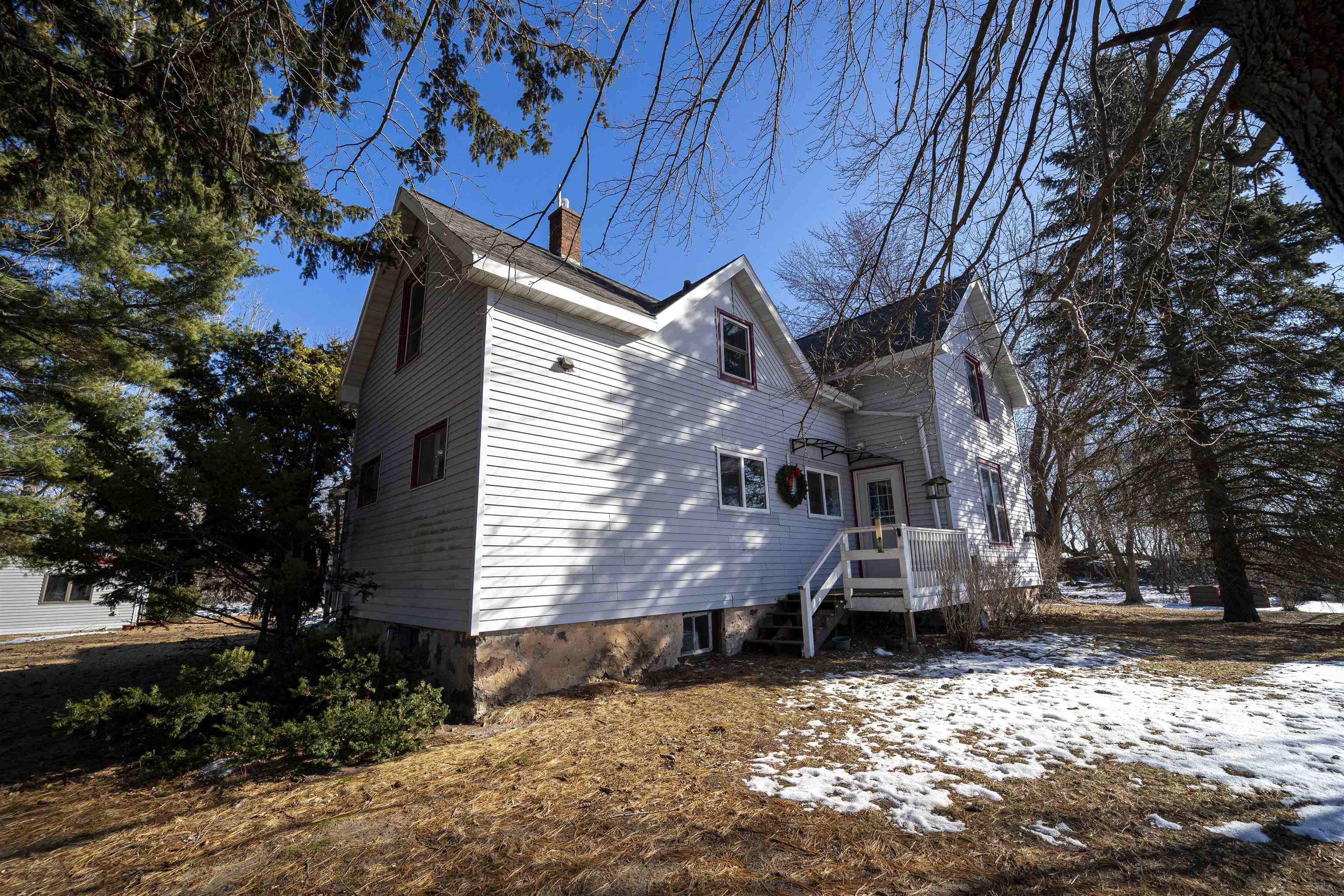 N916 County Rd H Fremont, WI 54940 - Photo 1 of 75