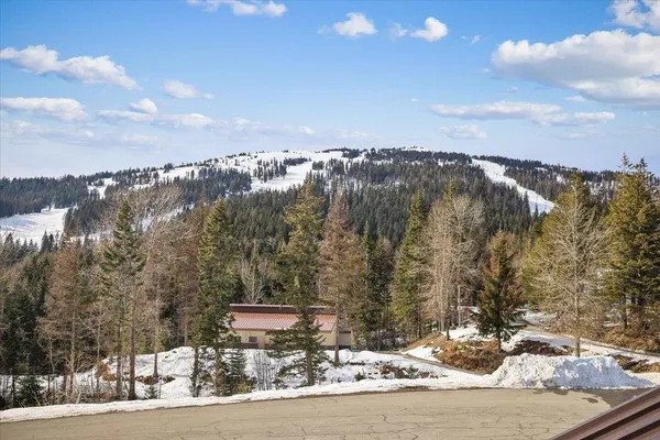 $175,000 | 28600 North Mt Spokane Park Drive, Unit 622 AND 606, Mead, WA 99021