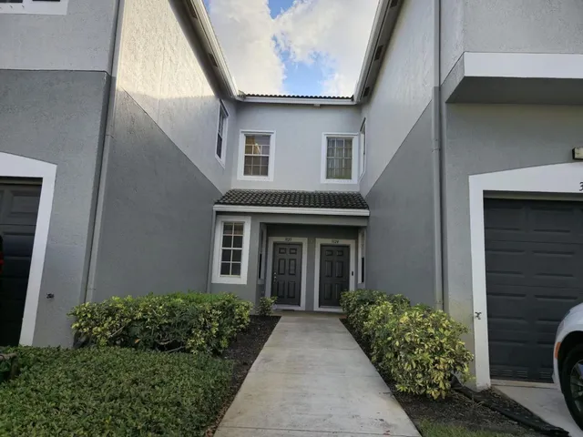$2,550 | 3123 Grandiflora Drive, Greenacres, FL 33467
