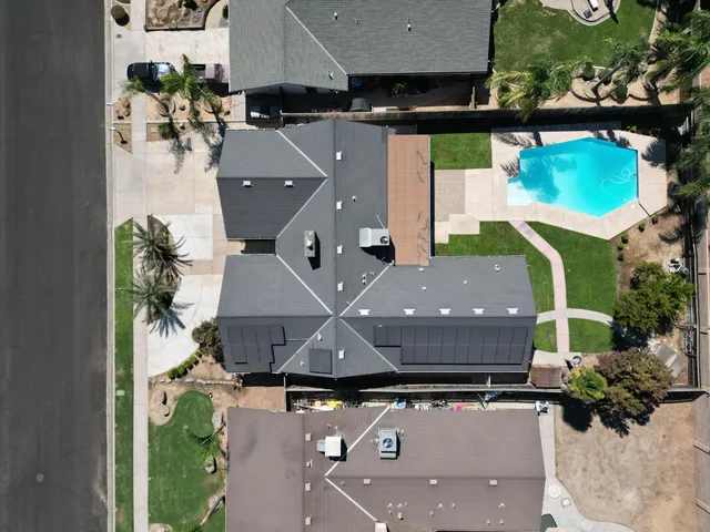 $539,900 | 744 West Magill Avenue, Fresno, CA 93704