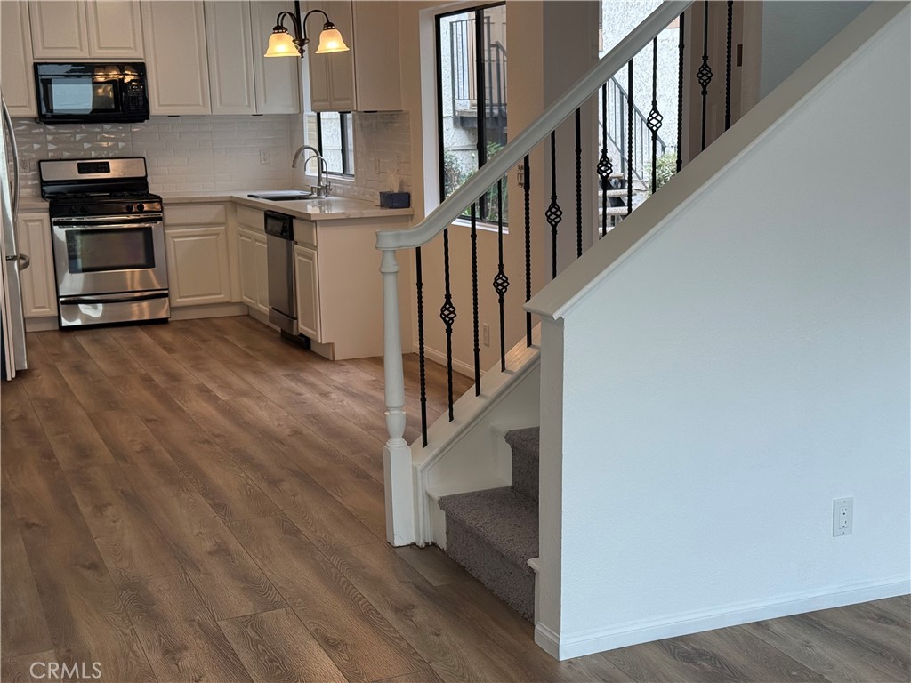 950 West Lambert Road, Unit 11 La Habra, CA 90631 - Photo 15 of 32