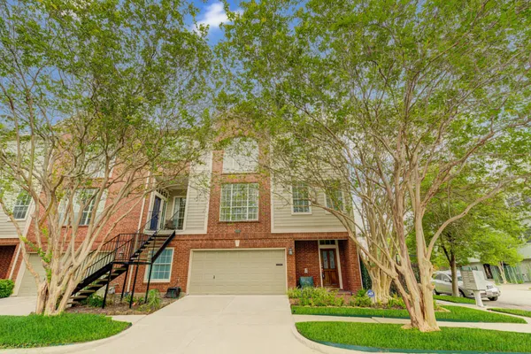 $2,900 | 302 Fargo Street, Houston, TX 77006
