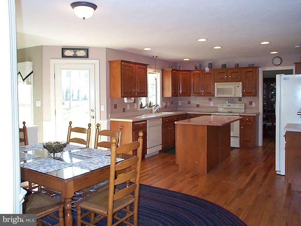 45 Ream Road Stevens, PA 17578 - Photo 3 of 15 Gallery Image 3