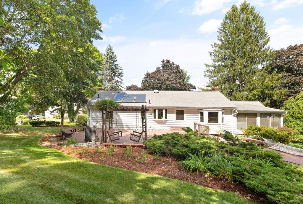 7 Lawrence Lane Lexington, MA 02421 - Photo 22 of 24 Gallery Image 22